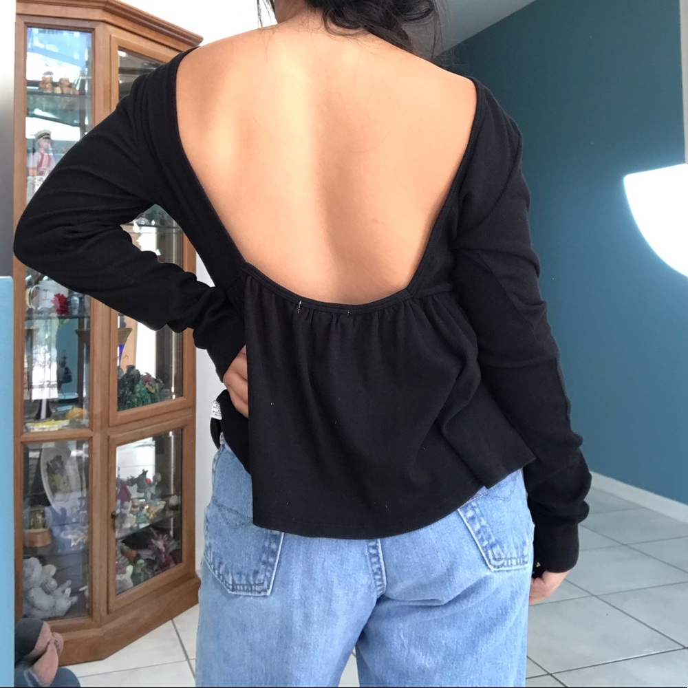 Backless Peplum Long-Sleeve